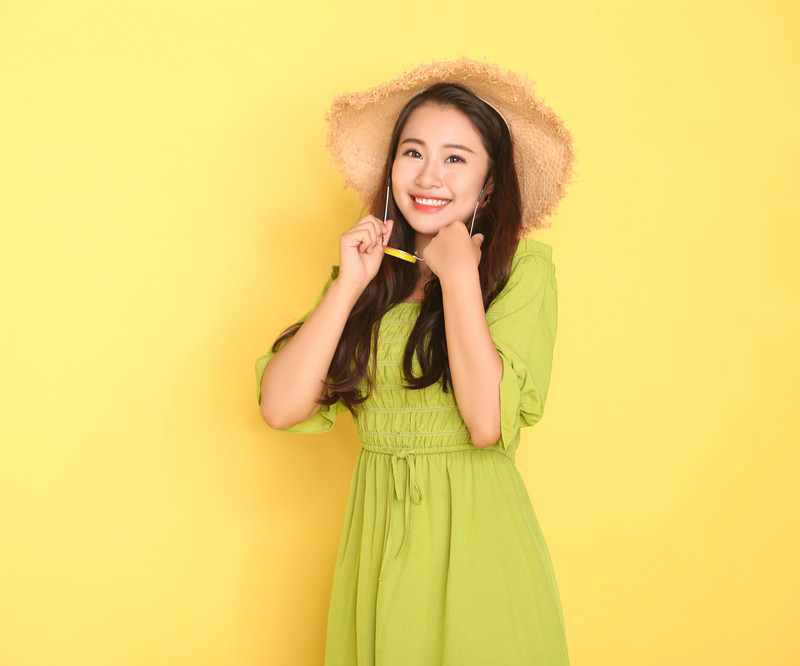 皓齿笑容,内在之力【牙齿缝隙大美牙案例】
