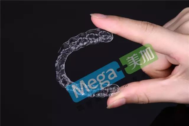 隐形矫正器